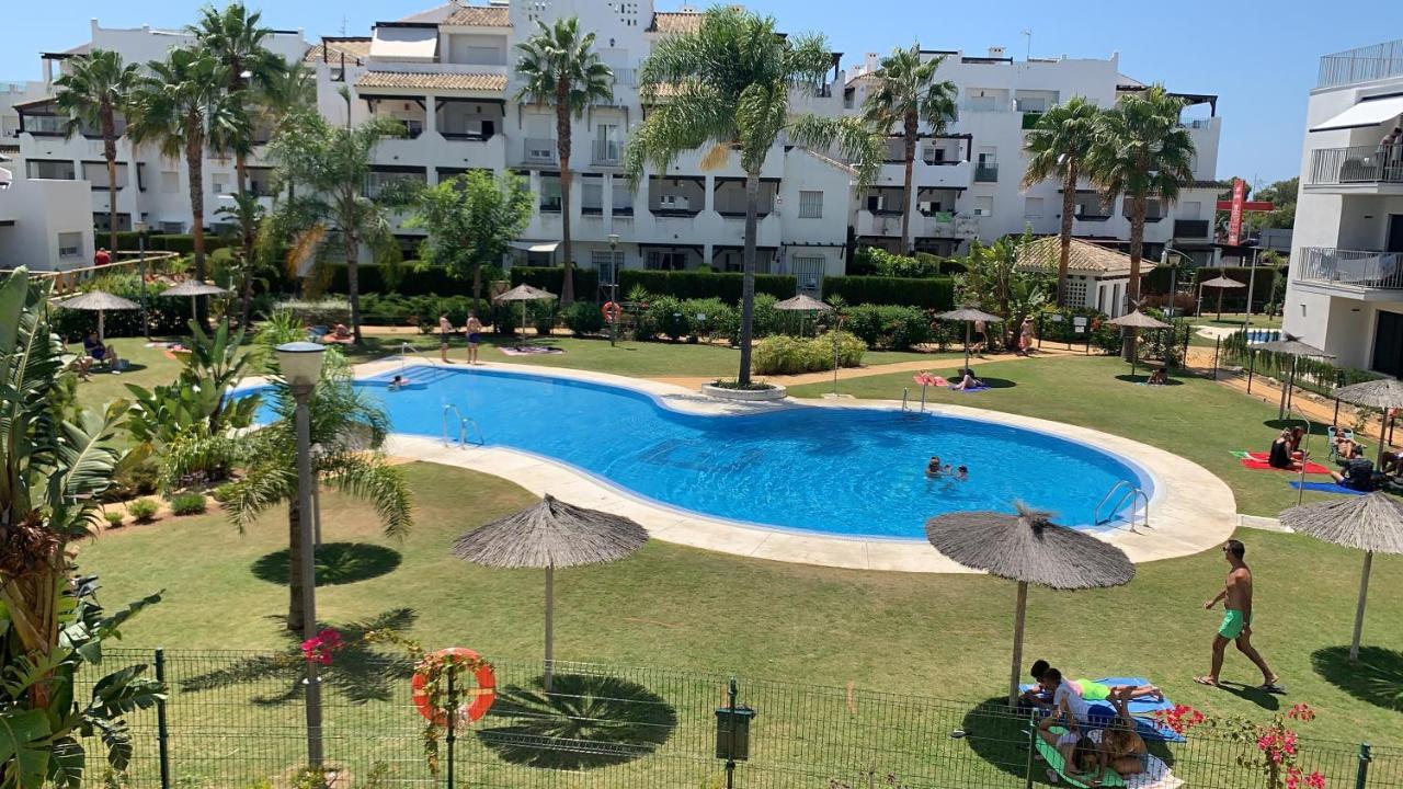 Apartamento La Sirenita Rota Exterior photo