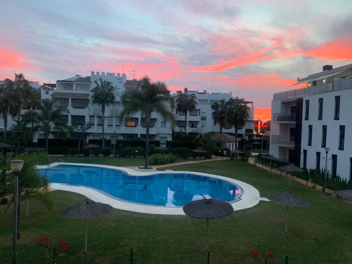 Apartamento La Sirenita Rota Exterior photo